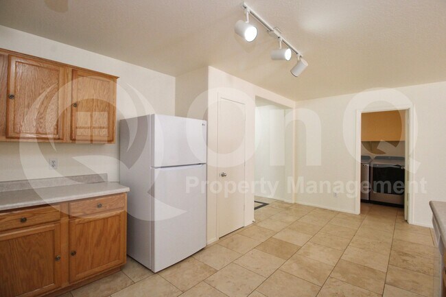 Building Photo - 25663 W Shooting Star Ln