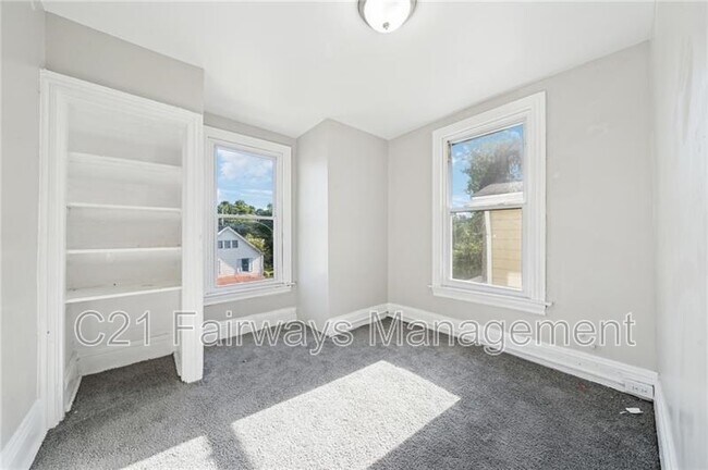 Building Photo - 1222 Rodgers St