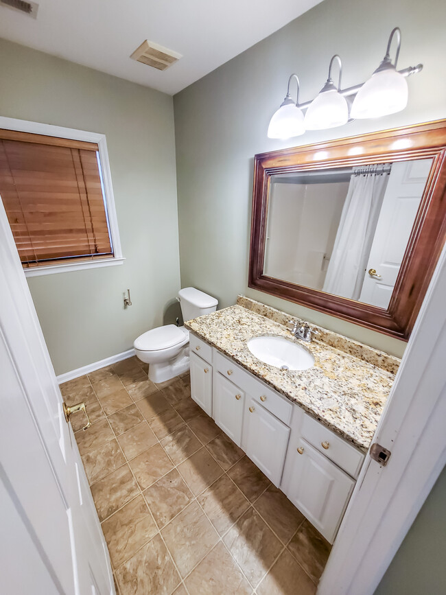 Upstairs Full Bathroom - 403 Arbor Oaks Dr