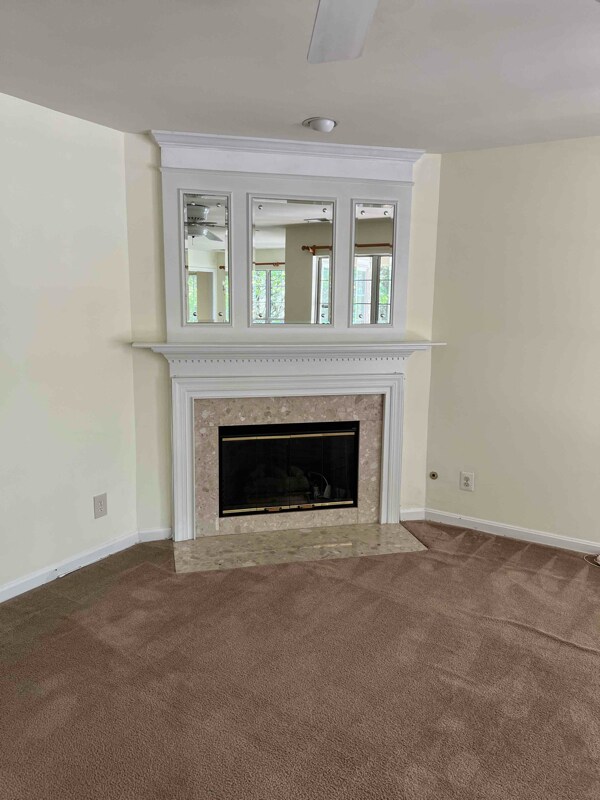 Building Photo - 8218 Catbird Cir