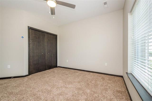 Building Photo - 2867 Spring Rose Cir