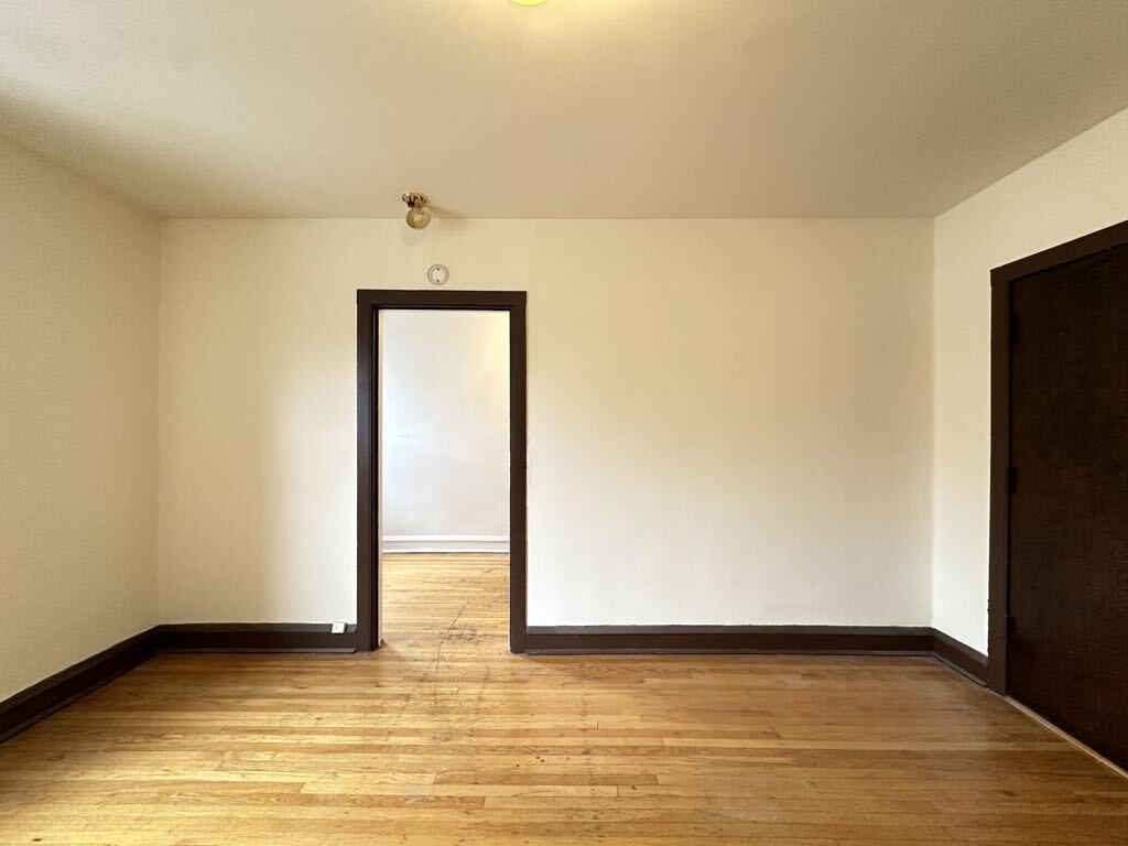 Building Photo - 3306 W Schubert Ave