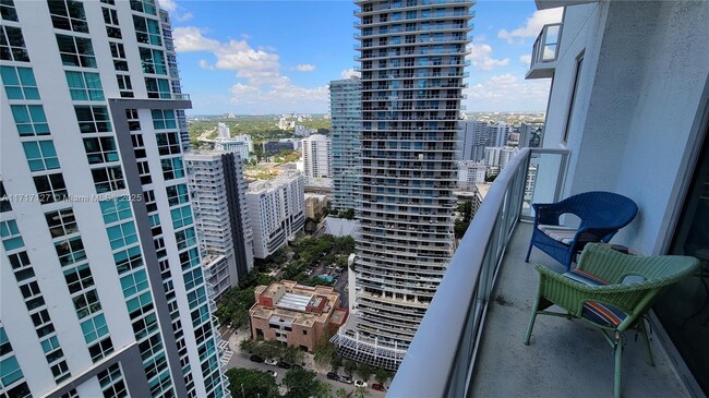 Building Photo - 1050 Brickell Ave