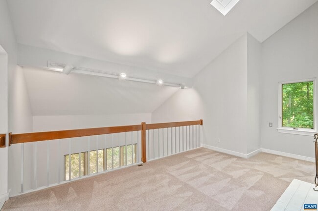 Building Photo - 501 Rookwood Pl