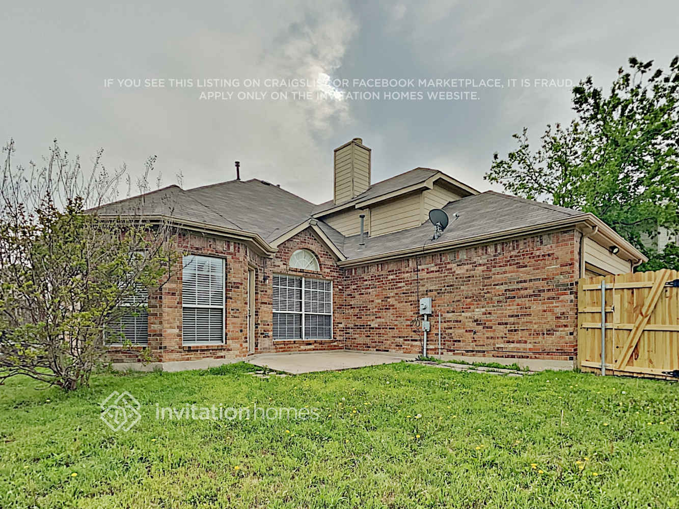 Building Photo - 1817 Fairfax Dr