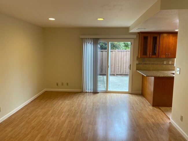 Building Photo - 3-Bedroom Ardenwood Home for Rent!