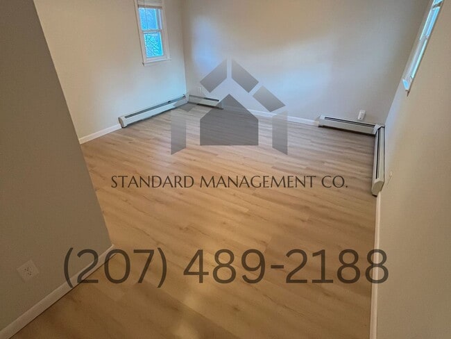 Building Photo - 7 Tardiff St