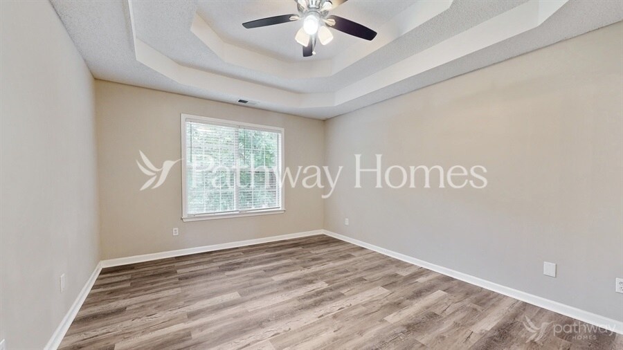 Building Photo - 10891 Knotty Pine Pl