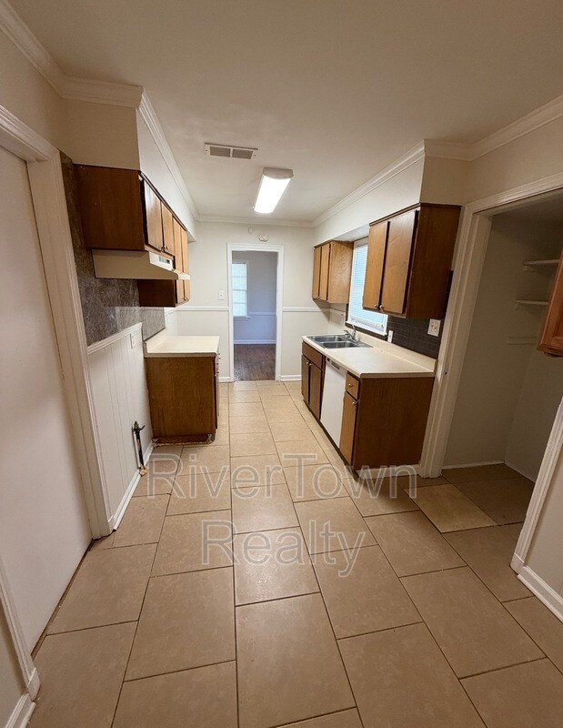 Building Photo - 4343 Gailwood Ave