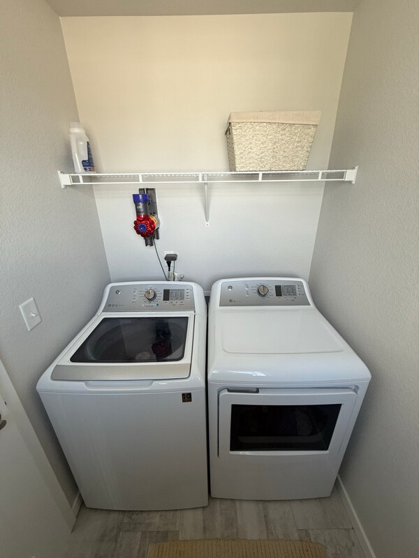 Building Photo - 6880 Cattails Dr