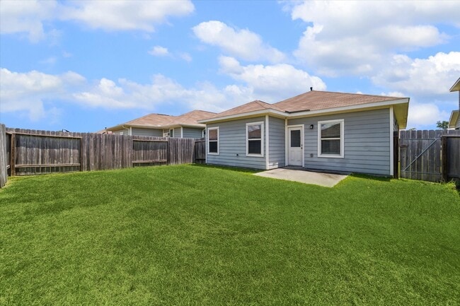Building Photo - 25830 Northpark Pine Dr