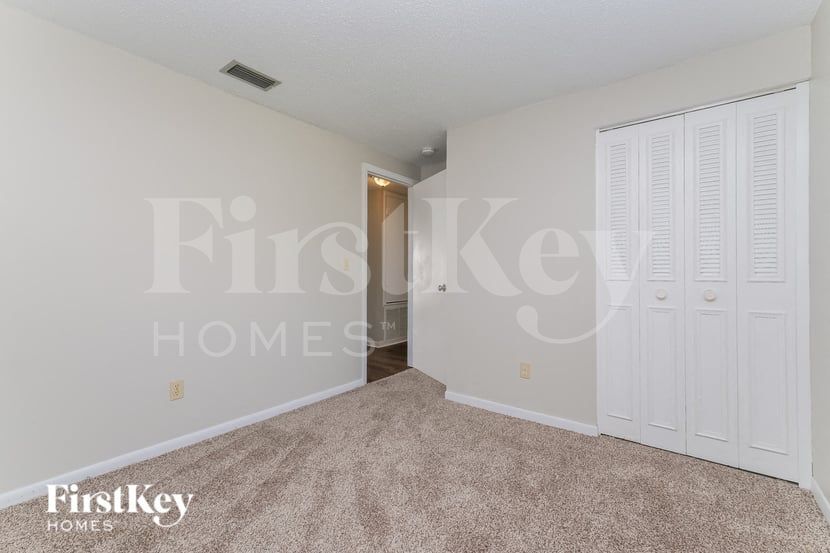 Building Photo - 1007 Coldstream Ct