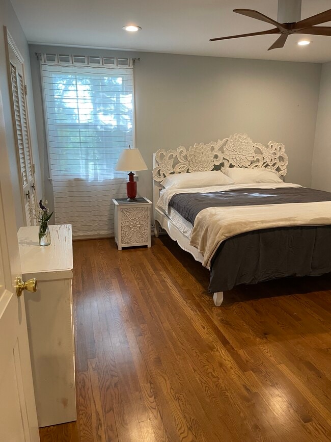 MASTER BEDROOM - 4633 Benton Smith Rd