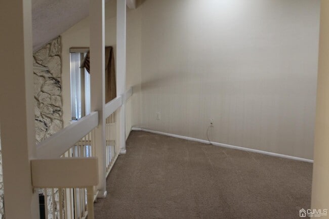 Building Photo - 157 Westgate Dr