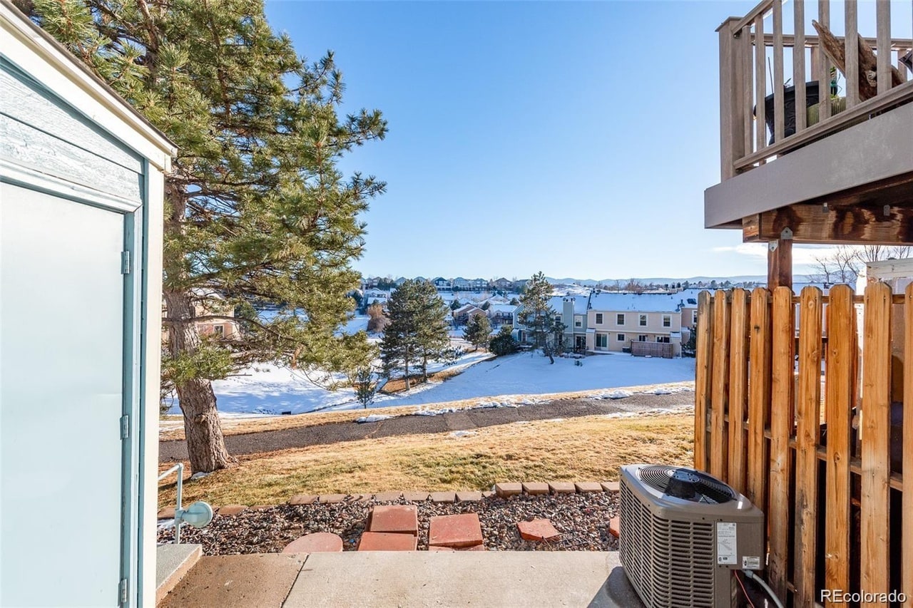 Building Photo - 9423 W Ontario Dr