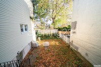 Building Photo - 2 bedroom in ASTORIA NY 11105