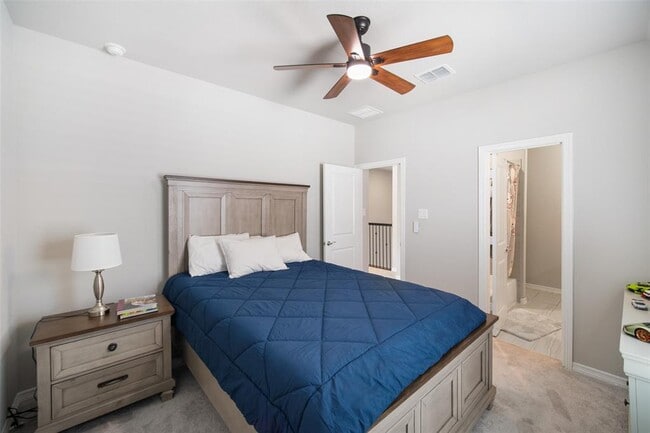 Building Photo - 18214 Sunset Elm Dr