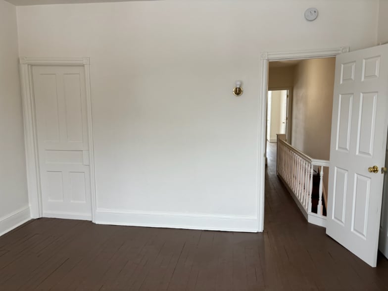 Building Photo - 3925 Burgoon Rd