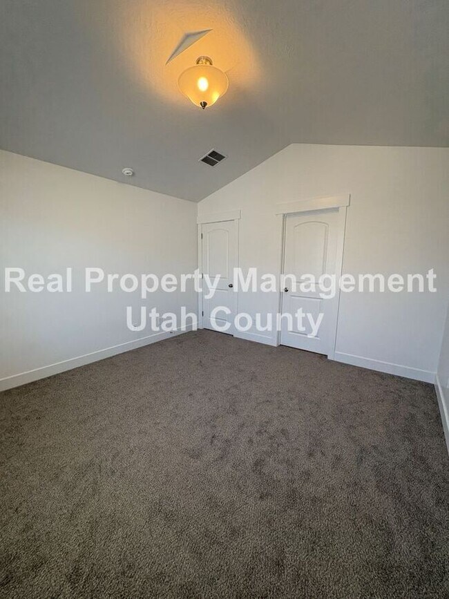 Building Photo - 2034 N 4100 W