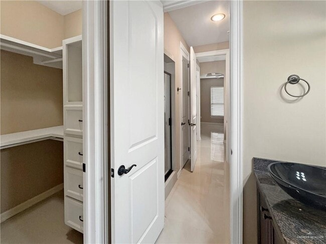 Building Photo - 22 N 45th St