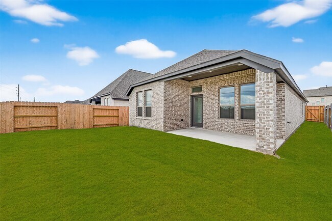 Building Photo - 407 Big Pne Trl