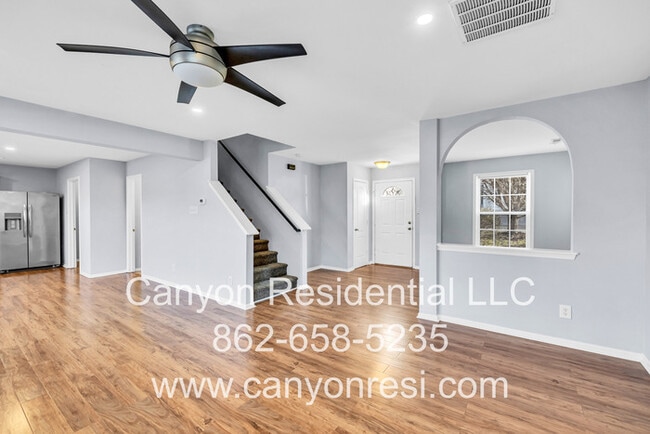 Building Photo - 4148 Salem Springs Ct