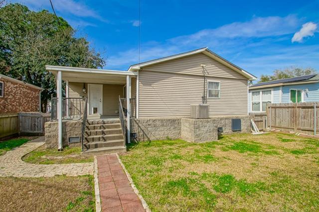 Building Photo - 3 Furman Cir