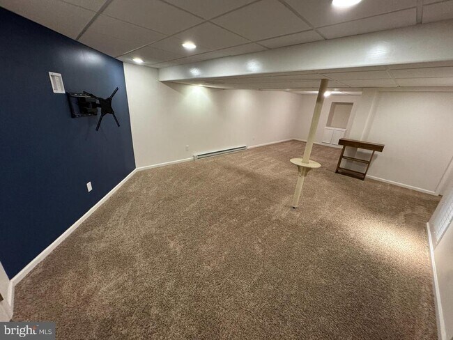 Building Photo - 11 Killdeer Ln