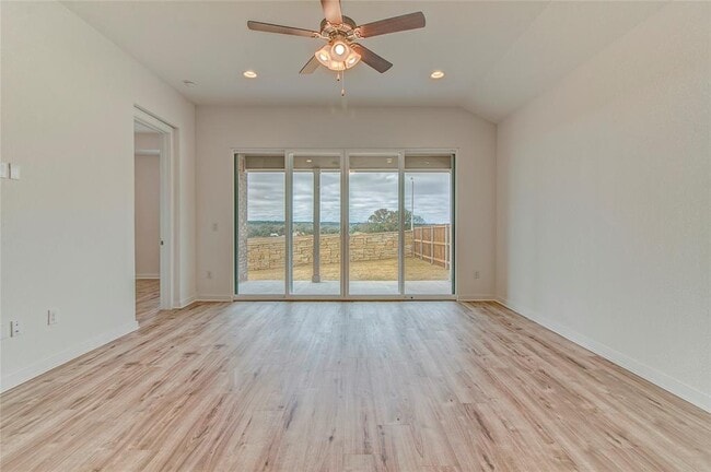 Building Photo - 681 Peace Pipe Way