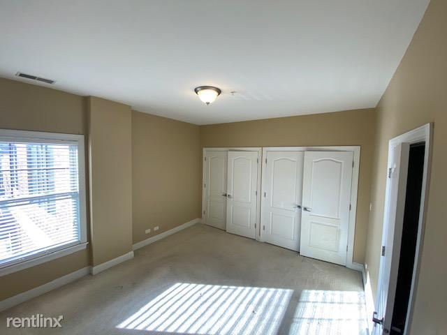 Building Photo - 2 br, 2 bath Condo - 4953 Oakton 208 Unit 208