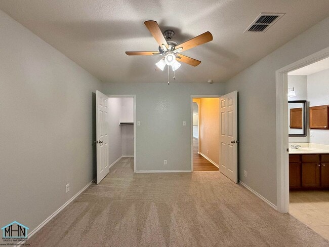 Building Photo - Spacious and Beautiful Two-Story 5 Bedrooms, 3.5 Bathrooms Home, With Easy Access to I-35, Loop 1...