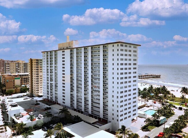 Building Photo - 111 N Pompano Beach Blvd