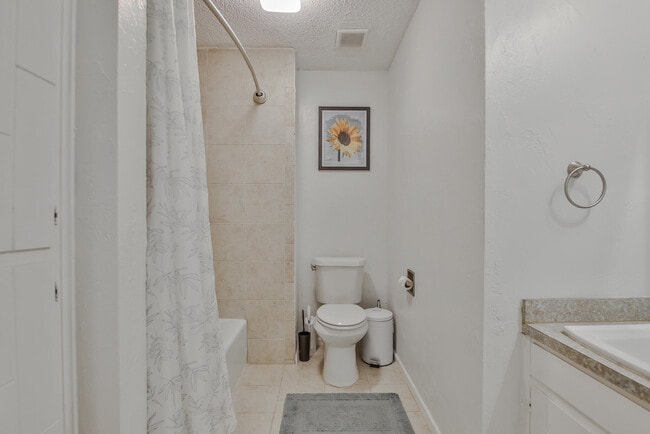 Building Photo - 4816 55th St