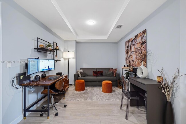 Building Photo - 45 SW 9th St