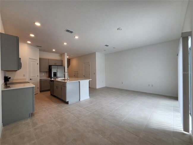 Building Photo - 2620 Penguin Blvd