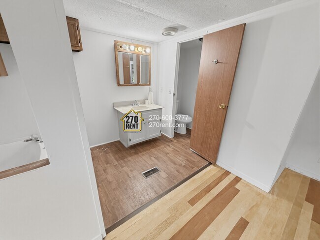 Building Photo - 499 Hornback Farms Ln