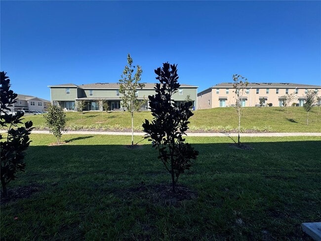 Building Photo - 2819 Maloof Dr