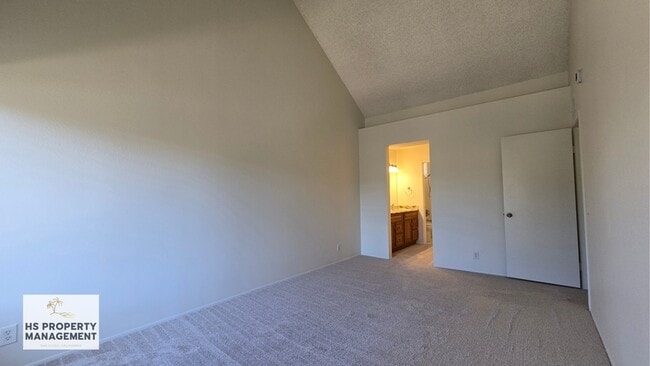 Building Photo - 1542 Granite Hills Dr