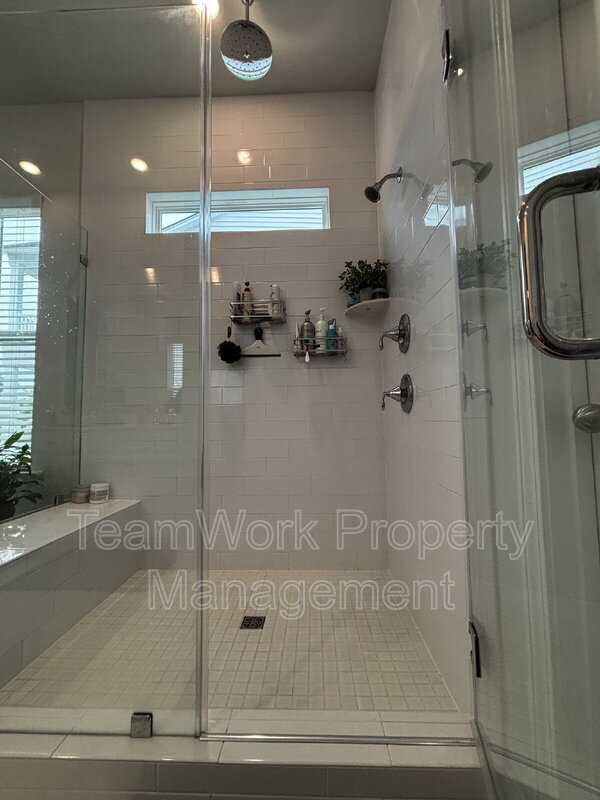 Building Photo - 214 Narrowleaf Ave