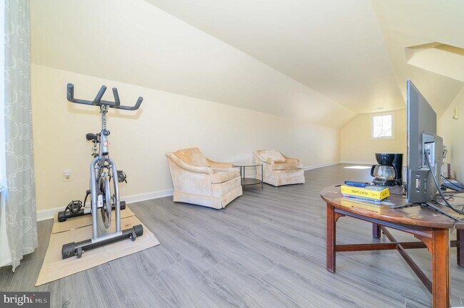 Building Photo - 4708 Randolph Ct