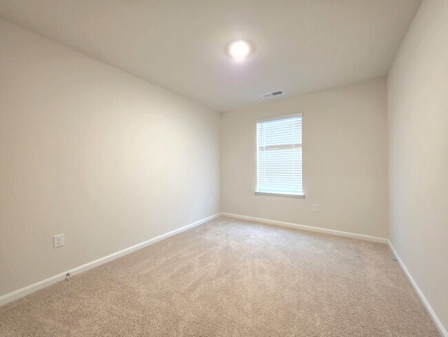 Building Photo - 1120 Wintermead Lp