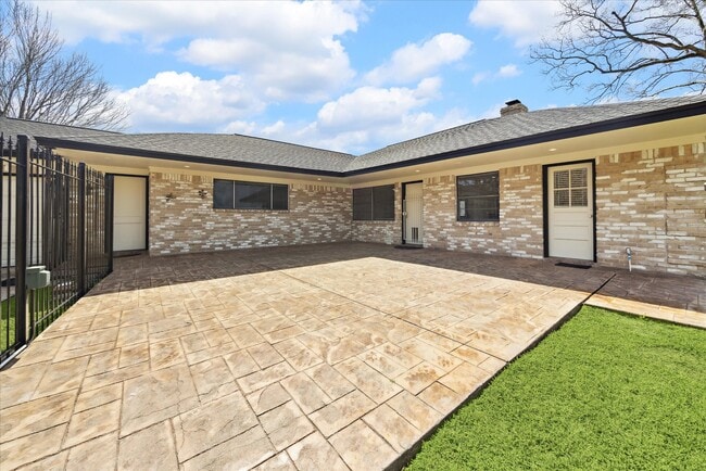 Building Photo - 4530 T C Jester Blvd
