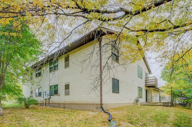 Building Photo - 58 Sunfish Ct