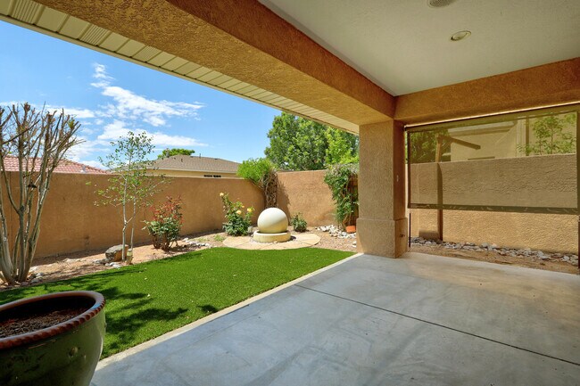 Building Photo - 8415 Disney Pl NE