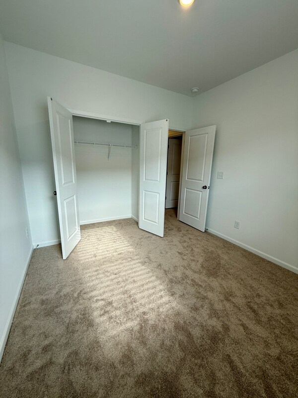 Building Photo - 5011 Westmead Ln
