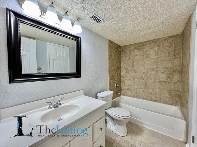 Building Photo - 3732 Idlebrook Cir