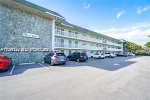 Building Photo - 4200 NW 3rd Ct