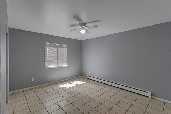 Building Photo - 3249 White Ave