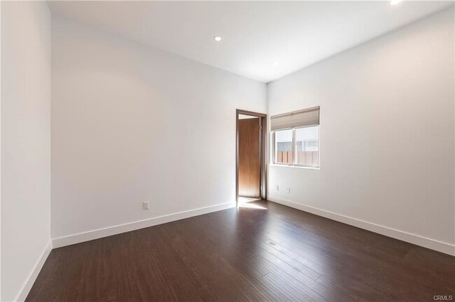 Building Photo - 15053 Greenleaf St