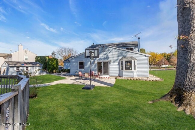 Building Photo - 9 Cherry Hill Ln